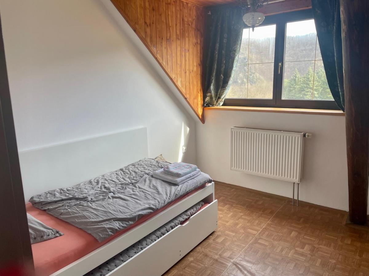 Runch Smilovice Villa Chotilsko Bagian luar foto