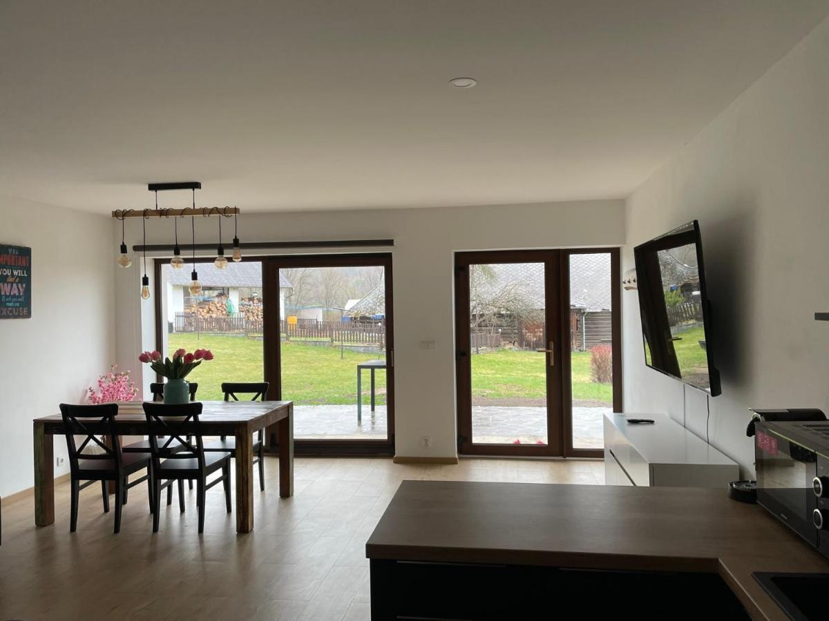 Runch Smilovice Villa Chotilsko Bagian luar foto